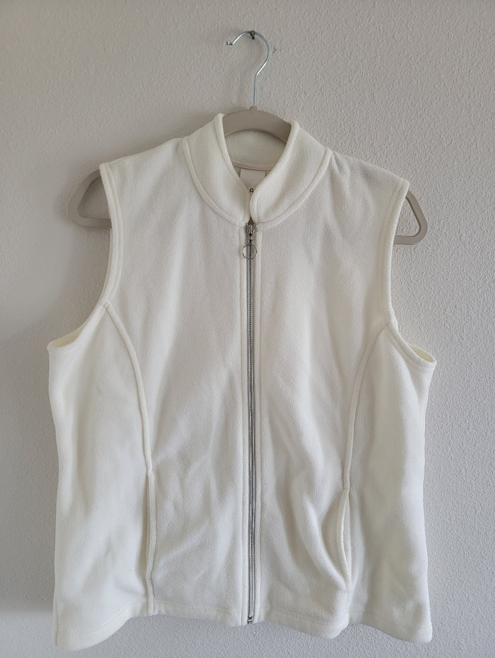 Blair Ivory Fleece Full Zip Vest Size Medium
